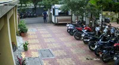 Guy doesn’t like motorcycles