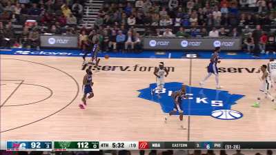 [Highlight] Bucks broadcasters about Montrezl Harrell with the Bucks up big: 'There's Mr.Ladderman..Mr.You-cant-shoot-free-throws-on-my-court-cos-I-gotta-work-on-my-game..How many minutes has he played with all that work he put on his game?'