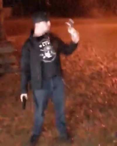 🦅