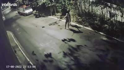 When fucking in a car in Brazil, be quick or be naked. Brazil the thieve's paradise