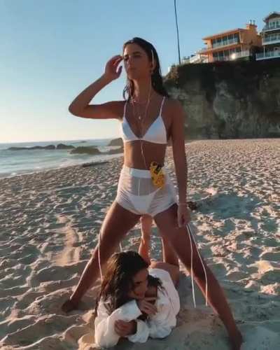 beach babes