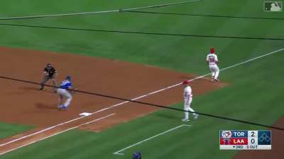 [Highlight] Bo Bichette with a slick diving play before throwing Mayfield out