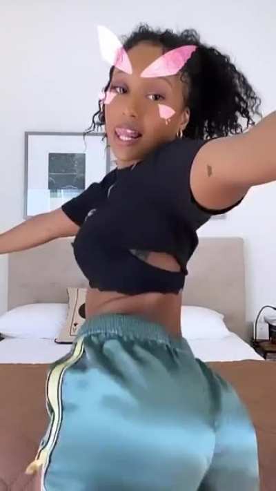 Short shorts