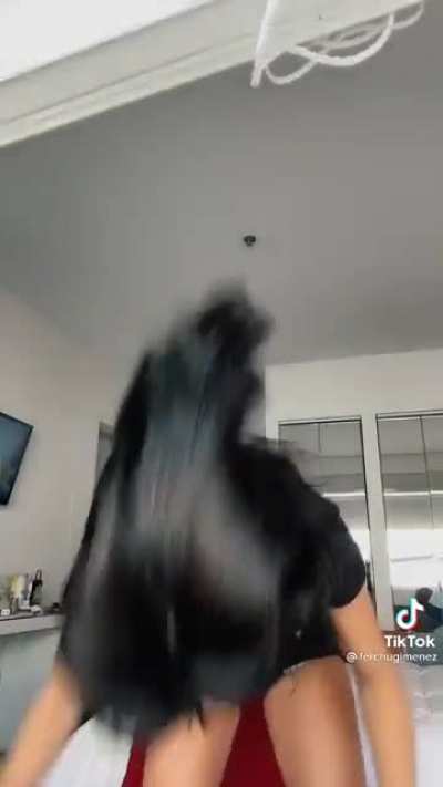 She a th0t?