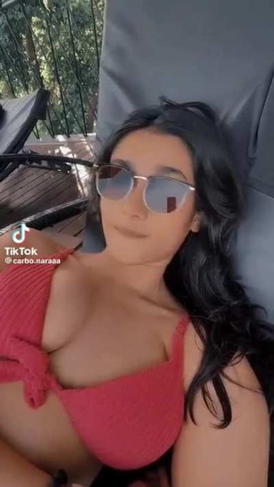 She's just 19ð¥