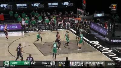 [Highlight] Kyrie gets Evan Fournier on his knees and makes the lay up