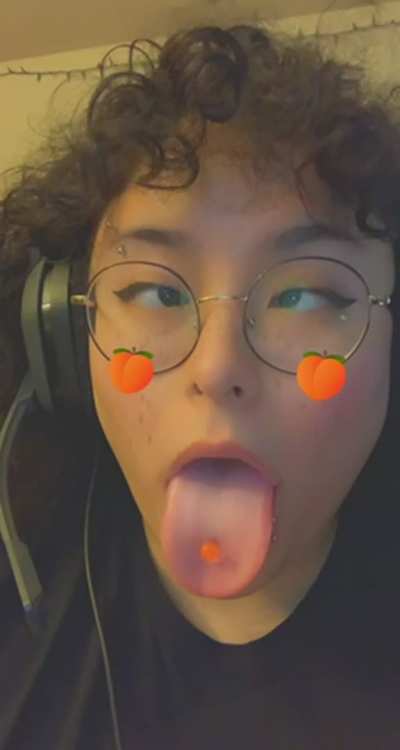Fuck me while I play