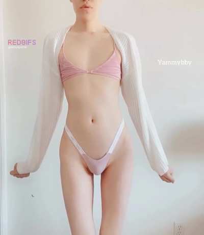 Is being skinny and petite even attractive anymore?