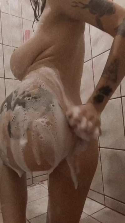 Wanna shower with me? 😈 free aIbum belIow