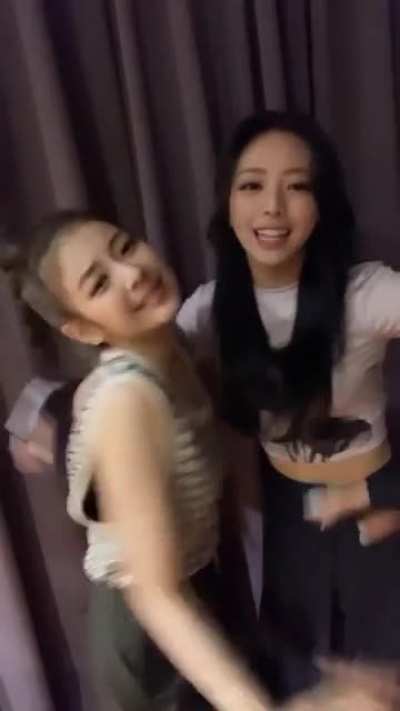 210326 Yuna
