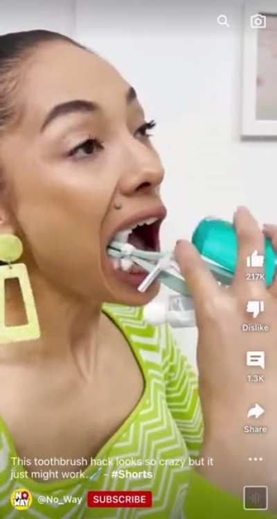 DiWHY toothbrush