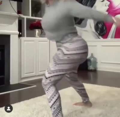 It’s lovely Mimi kiss my ass