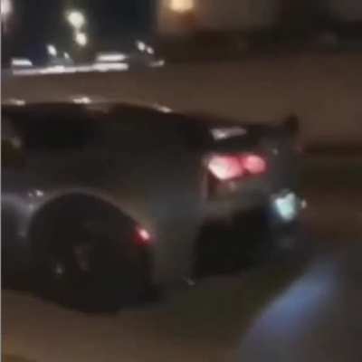 Man I'm finna whip dis hoe