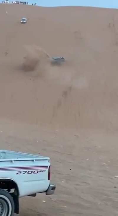 Truck catches fire, another one comes to mitigate
