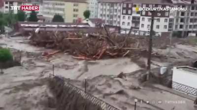 A terrifying footage of the flood from today in northern Turkey that it killed at least 38 people so far.