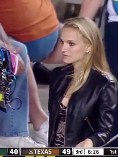 My favourite Natalie Portman look