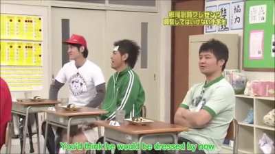 Itao (板尾 創路) Presents Don't Get Aroused - Shin Onii (新おにぃ) strips & makes weird noises