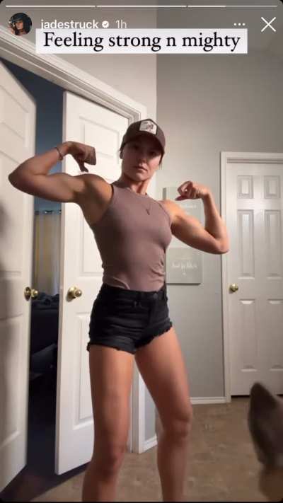 Flexing & goofing 