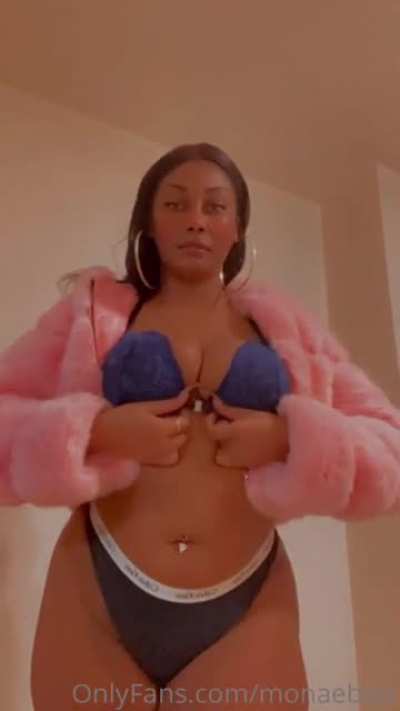 Being A Tease 🍈🍈🤤😍❤<wbr>️😻