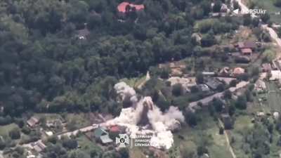 Ukrainian aviation drops bombs on Russian military locations in the Kherson region 
