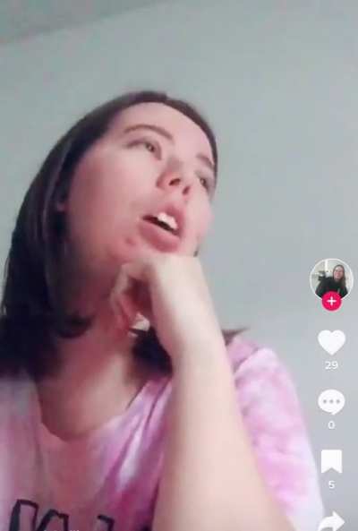 girl..please leave my feed