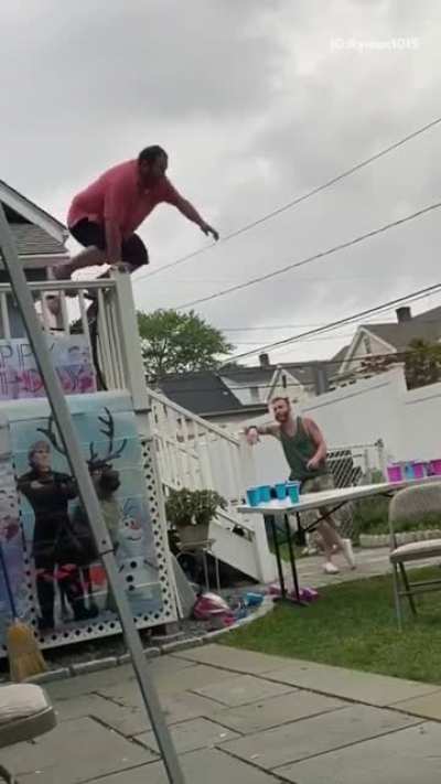 HMF while I show the table who is the boss