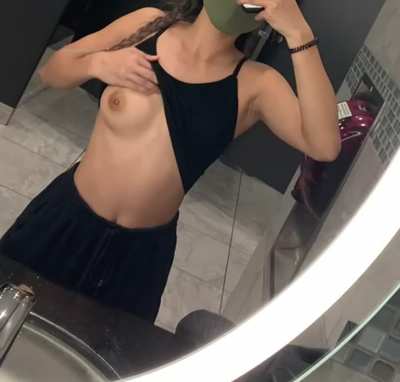 [f] Don't mind me, just casually checking myself out to make sure the gains are coming in :)