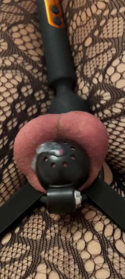 I had to cheat but cumming like this feel so good
