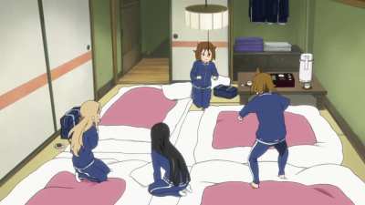 Pillow Fight!