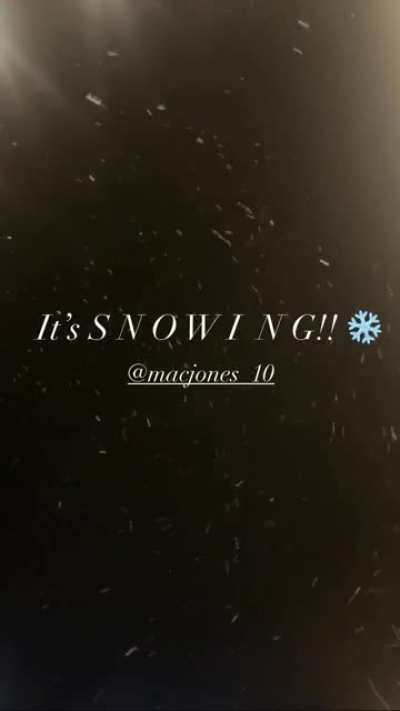 [Sophie Scott] Mac Jones excitedly barking at the snow 😂