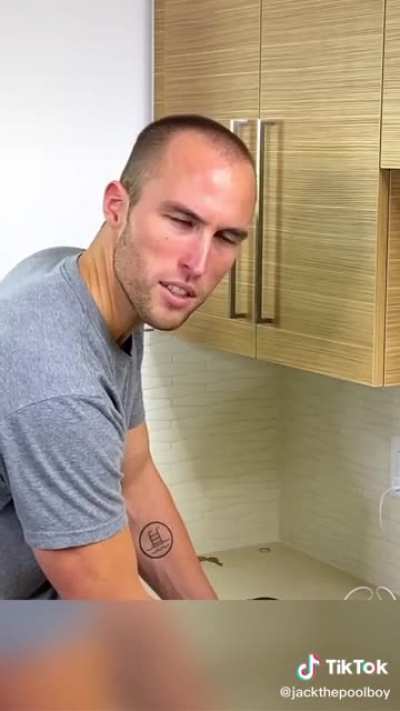 “Maam I Do My Own Plumbing”