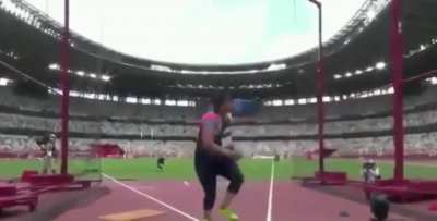 The way she throws