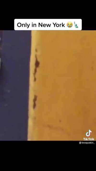 😱