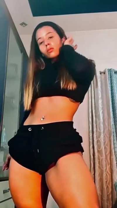 Thighs for food😂<wbr>😂😂😂