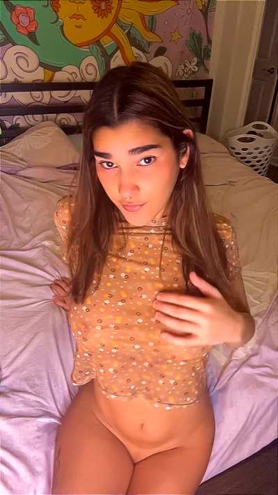 This is what a horny Latina looks like