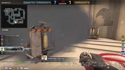 teammate's smoke defuse