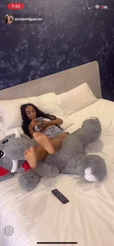 Annie migueras soles rubbing a remote like a foot job pt2