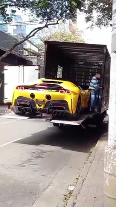 The people delivering bob fridge be like....