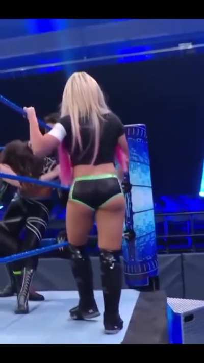 Alexa on Smackdown 7/20 IG