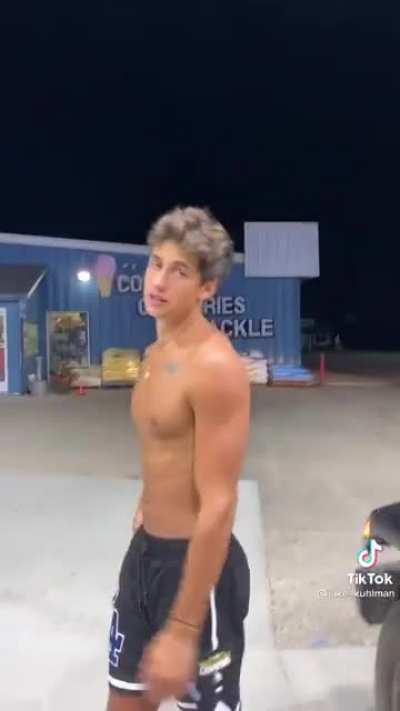 Shirtless Tiktoks at a gas station? What am I missing? 🤔