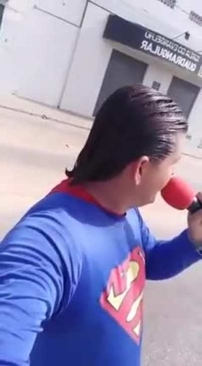 Agr ele viu que é de aço