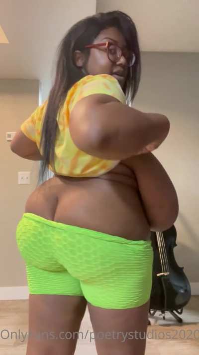 Ebony Juggs 