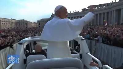 Someone in the crowd: “Go Cubs!” - Pope Leo: “They lost!”