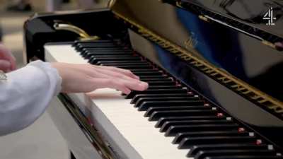 13-year-old blind girl plays a Chopin piece leaving Mika and Lang Lang speechless