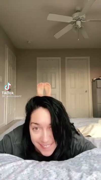 Ass offering to the Bugs Bunny Gods