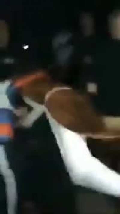 Esse é o ídolo de vcs?