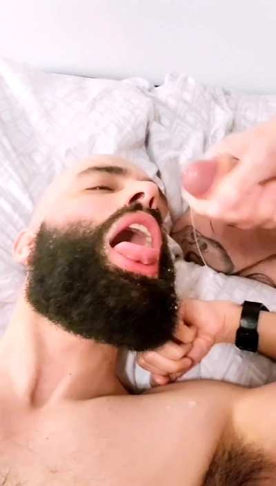 ‎