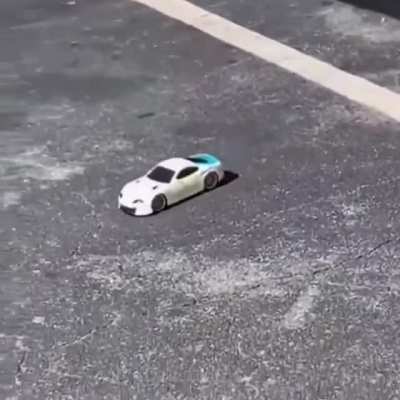 Is that a supra?