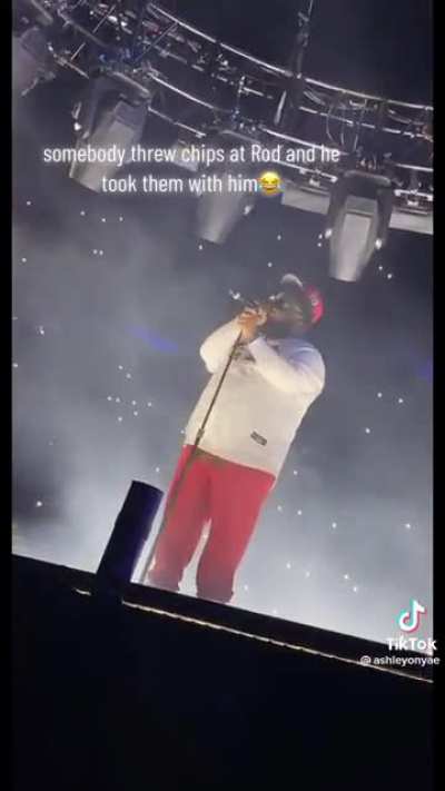 Bro tryna act like he didn’t see em😭