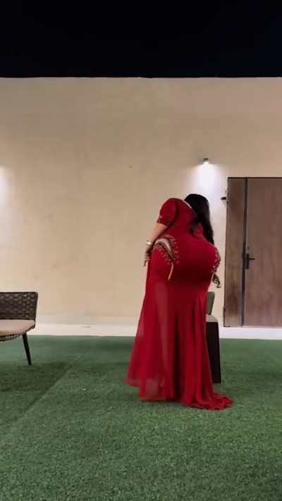 Big Arab ass